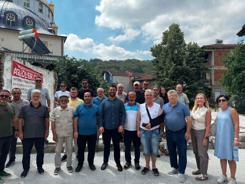 Nilüfer halkla içiçe