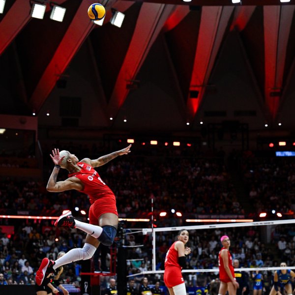 Voleybol Büyükşehir'le güzel